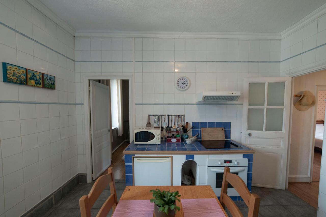 Appartement De 2 Chambres Au 1Er Etage Каркасон Екстериор снимка